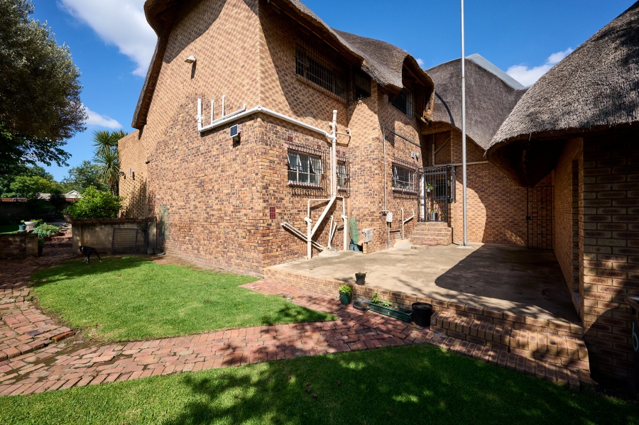 4 Bedroom Property for Sale in Vorna Valley Gauteng