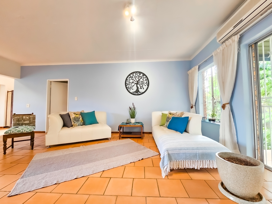 To Let 2 Bedroom Property for Rent in Garsfontein Gauteng