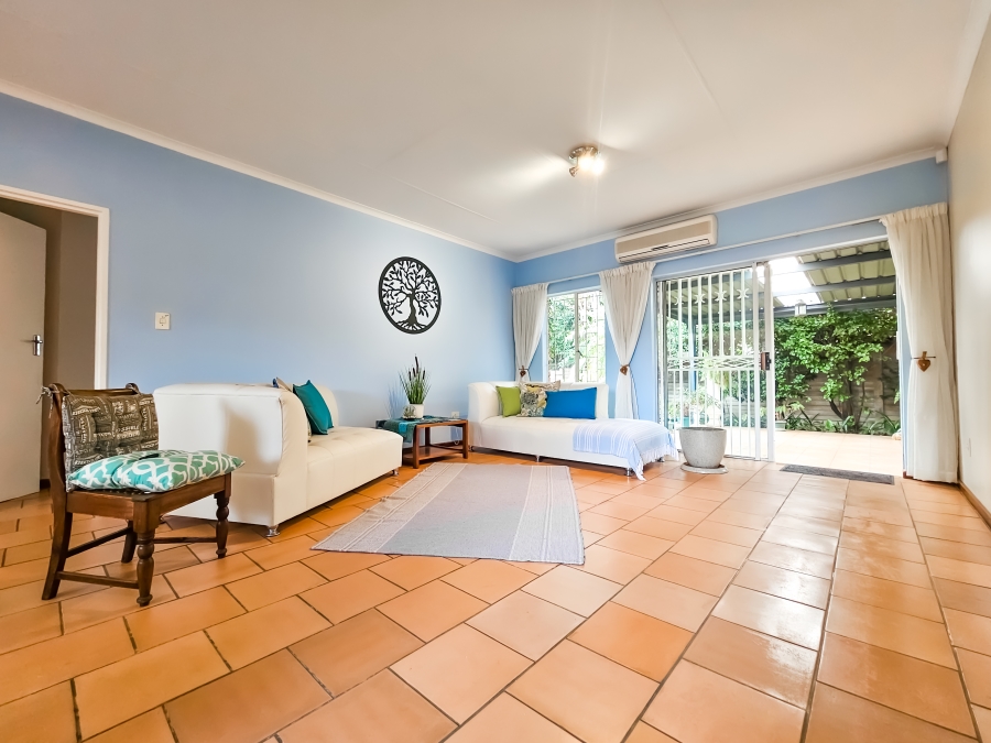 To Let 2 Bedroom Property for Rent in Garsfontein Gauteng