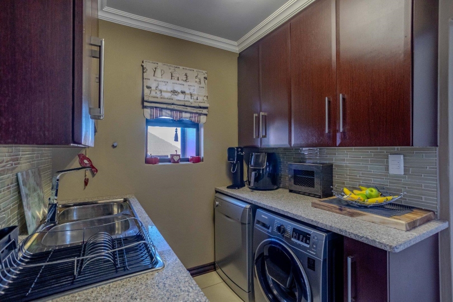 4 Bedroom Property for Sale in Country View Estate Gauteng