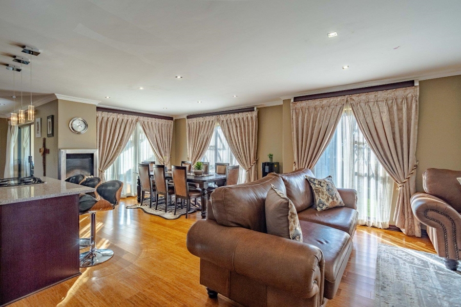 4 Bedroom Property for Sale in Country View Estate Gauteng