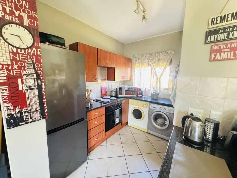 2 Bedroom Property for Sale in Country View Estate Gauteng