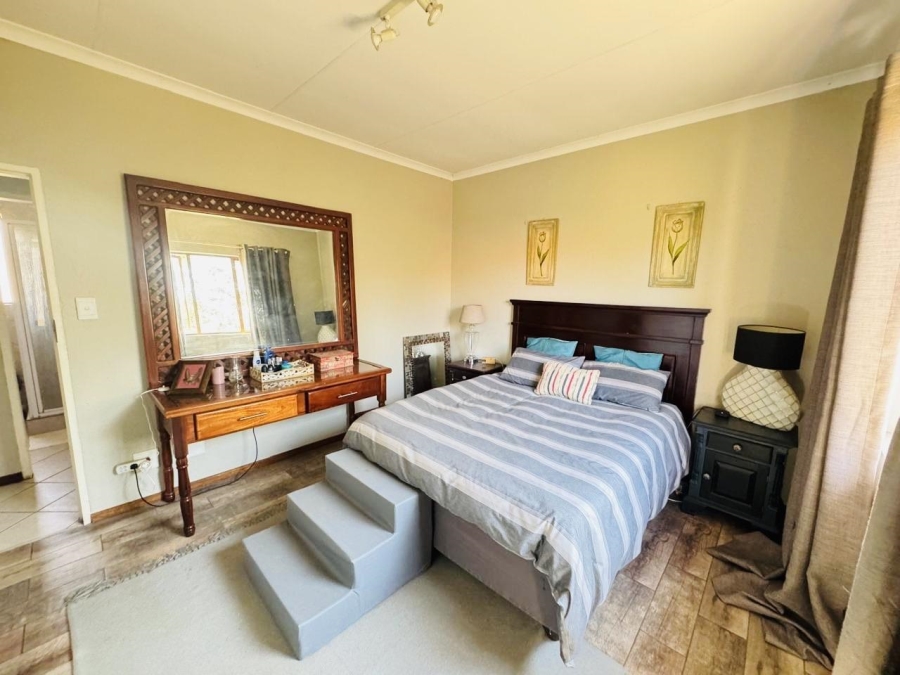 2 Bedroom Property for Sale in Country View Estate Gauteng