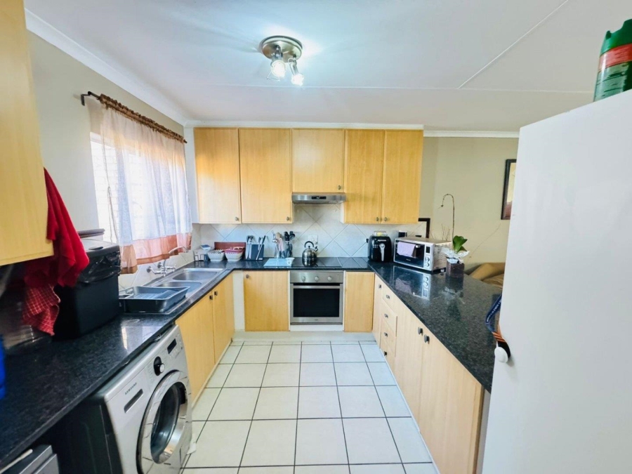 2 Bedroom Property for Sale in Equestria Gauteng