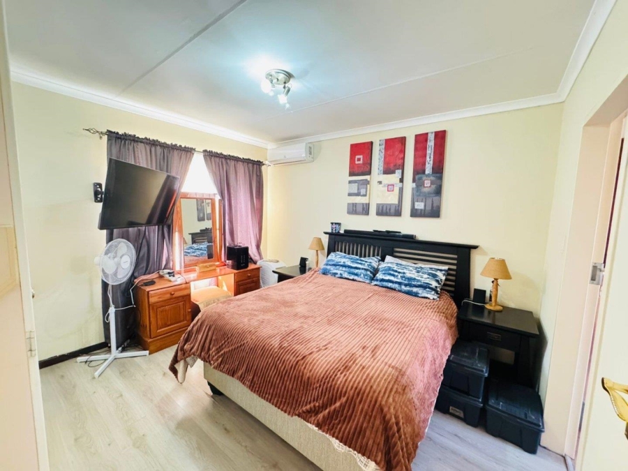 2 Bedroom Property for Sale in Equestria Gauteng