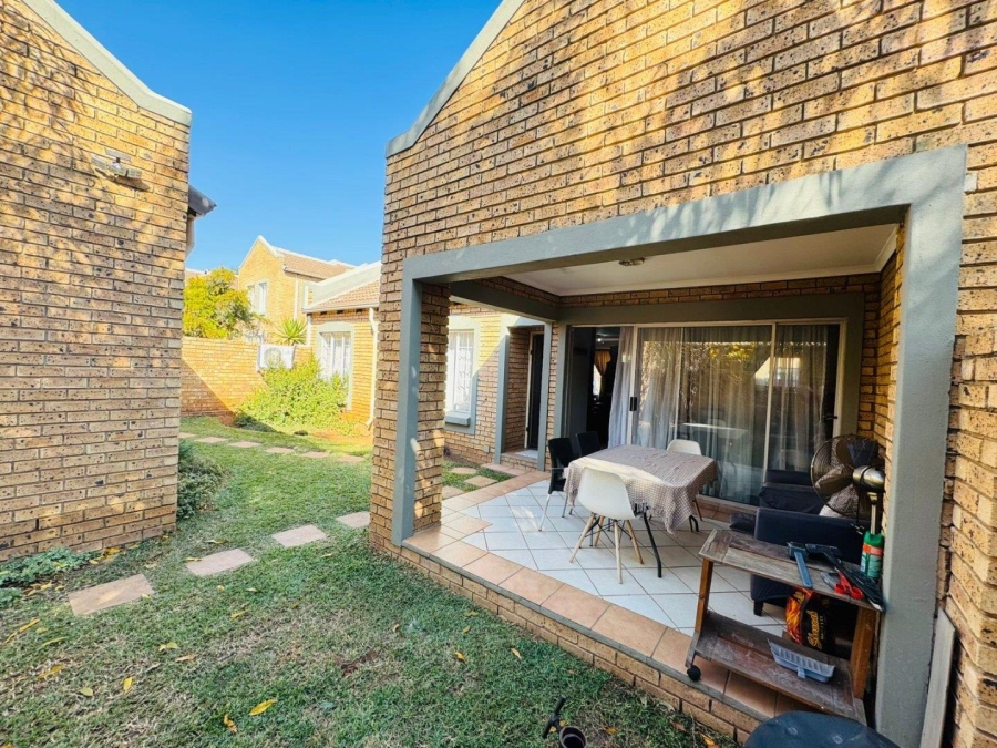 2 Bedroom Property for Sale in Equestria Gauteng
