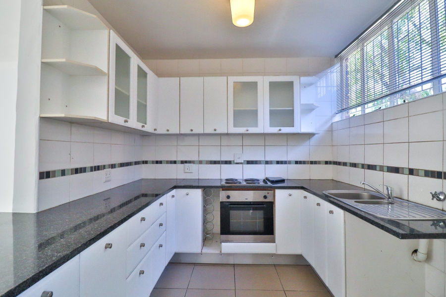 2 Bedroom Property for Sale in Queenswood Gauteng