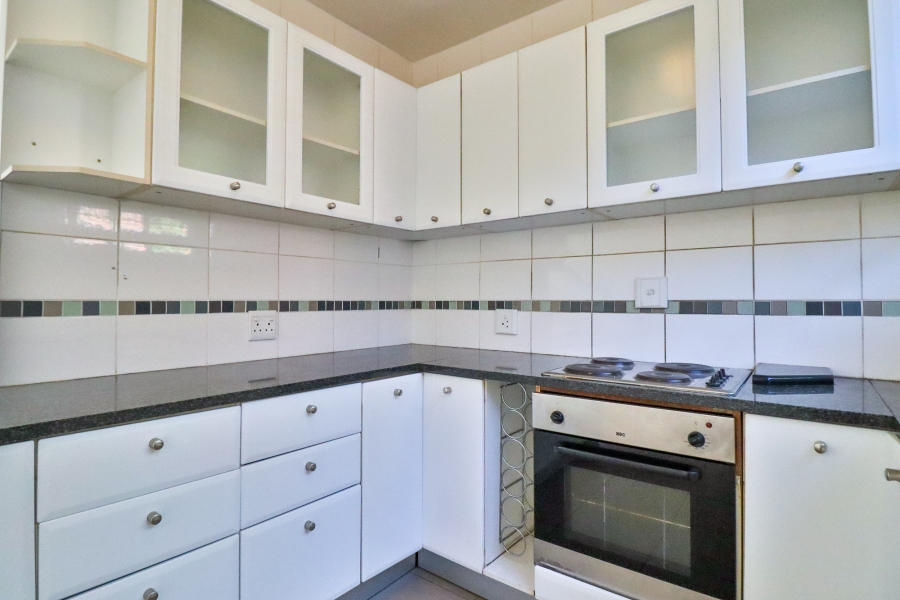 2 Bedroom Property for Sale in Queenswood Gauteng