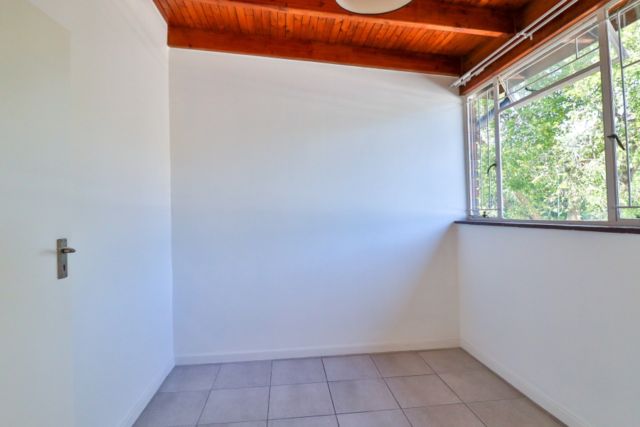 2 Bedroom Property for Sale in Queenswood Gauteng