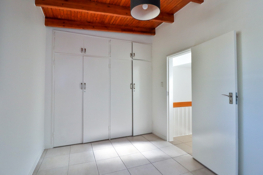 2 Bedroom Property for Sale in Queenswood Gauteng