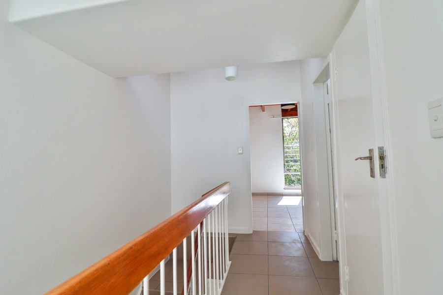 2 Bedroom Property for Sale in Queenswood Gauteng