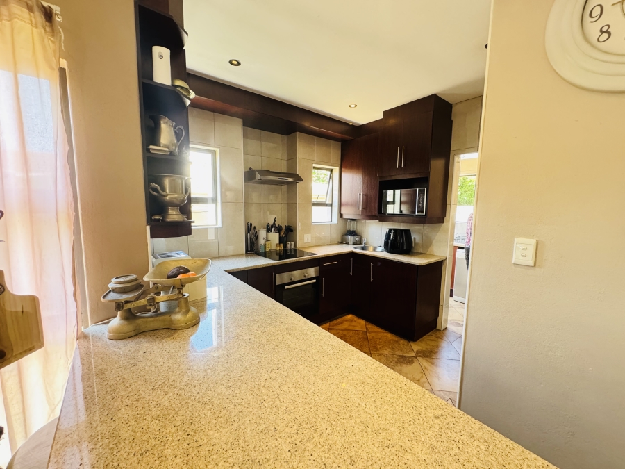 3 Bedroom Property for Sale in Mooikloof Gauteng