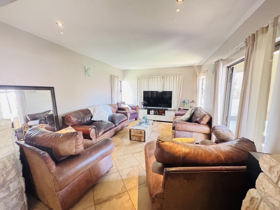 3 Bedroom Property for Sale in Mooikloof Gauteng