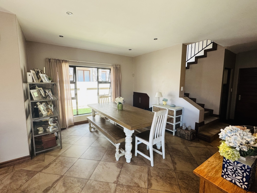 3 Bedroom Property for Sale in Mooikloof Gauteng