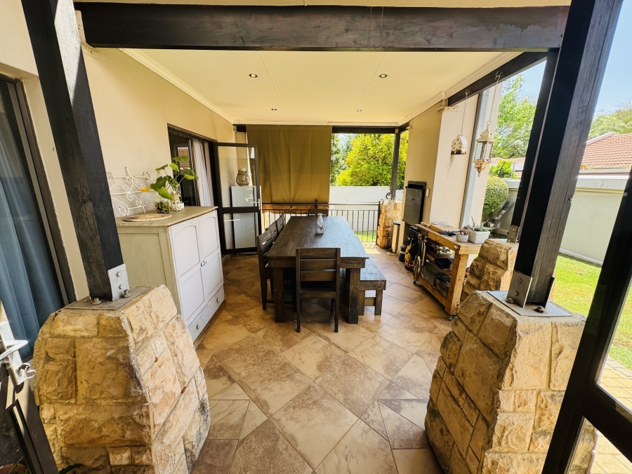 3 Bedroom Property for Sale in Mooikloof Gauteng