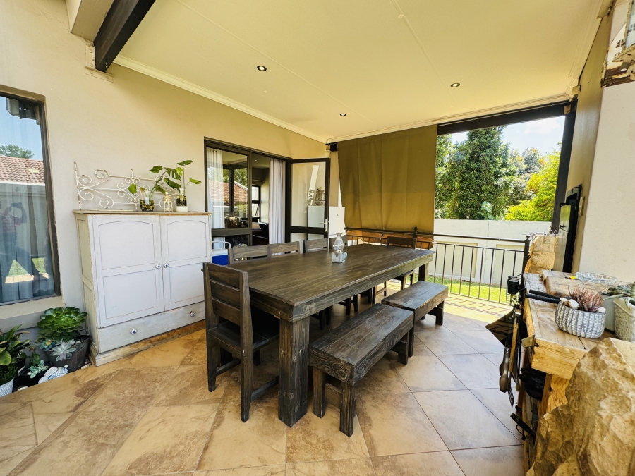 3 Bedroom Property for Sale in Mooikloof Gauteng