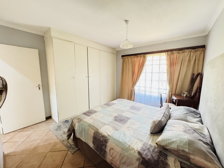 2 Bedroom Property for Sale in Elardus Park Gauteng