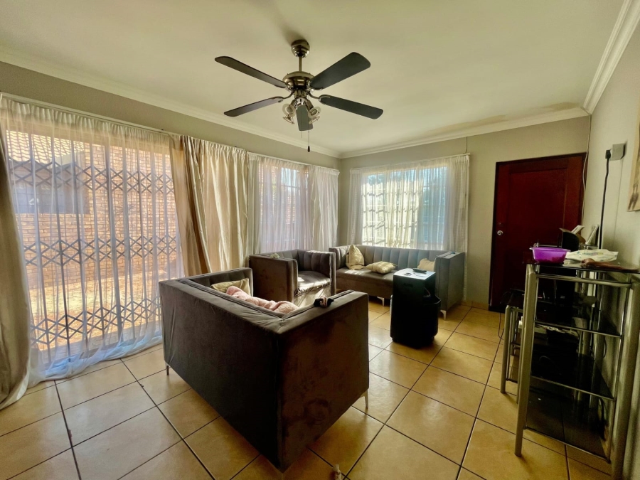 To Let 3 Bedroom Property for Rent in Modder East Gauteng