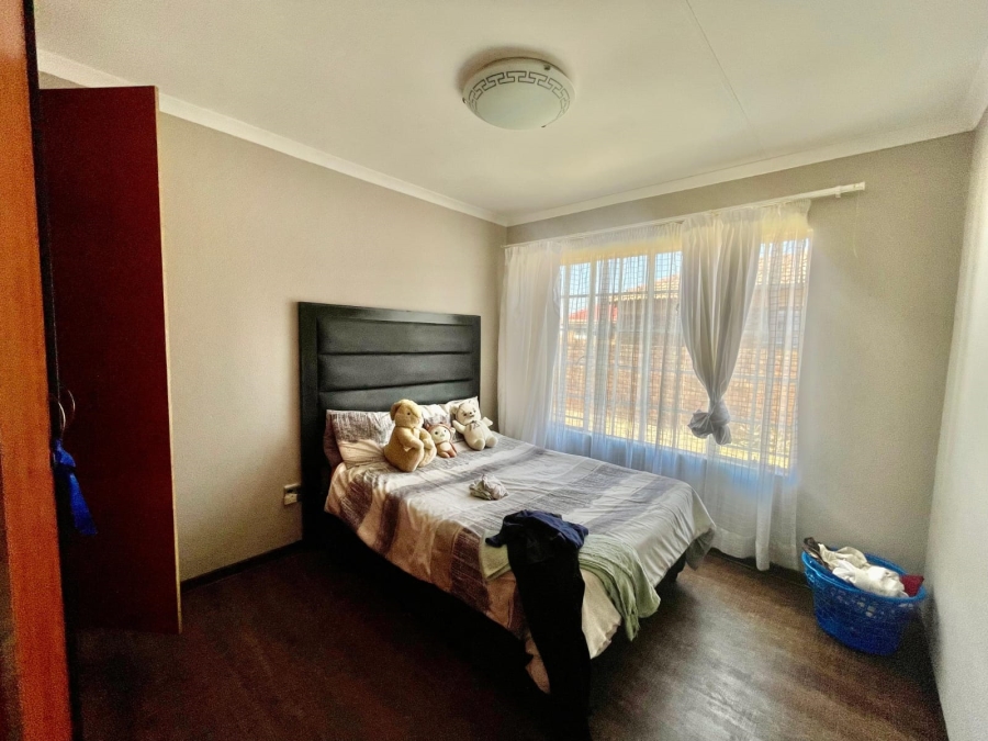 To Let 3 Bedroom Property for Rent in Modder East Gauteng