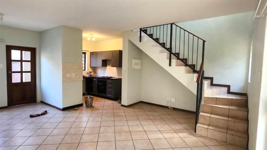 2 Bedroom Property for Sale in Halfway House Gauteng