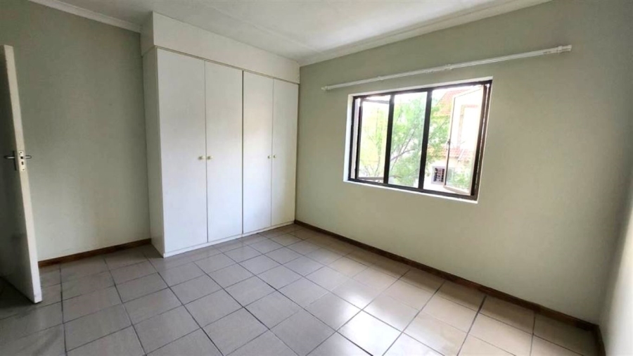 2 Bedroom Property for Sale in Halfway House Gauteng