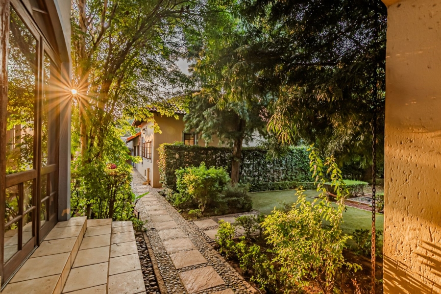 5 Bedroom Property for Sale in Lynnwood Gauteng