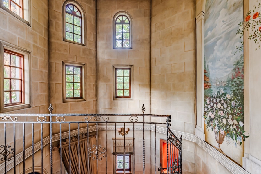 5 Bedroom Property for Sale in Lynnwood Gauteng