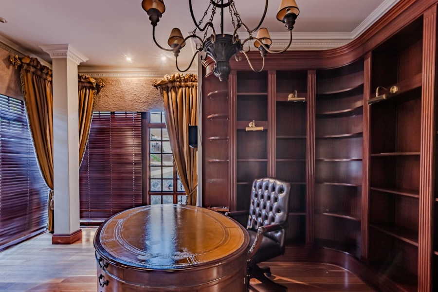 5 Bedroom Property for Sale in Lynnwood Gauteng