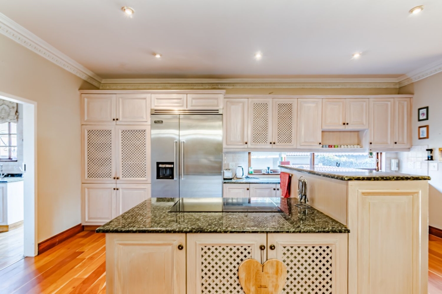 5 Bedroom Property for Sale in Lynnwood Gauteng