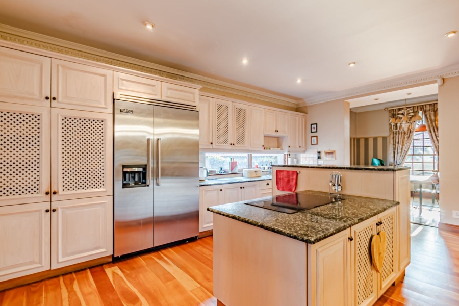 5 Bedroom Property for Sale in Lynnwood Gauteng