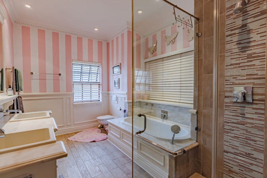 5 Bedroom Property for Sale in Lynnwood Gauteng