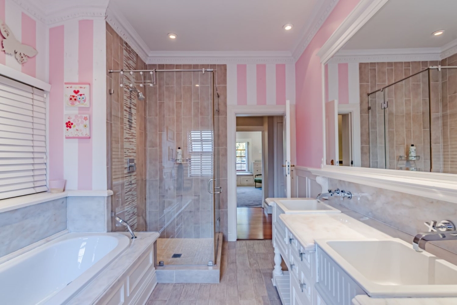 5 Bedroom Property for Sale in Lynnwood Gauteng