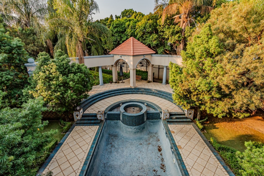 5 Bedroom Property for Sale in Lynnwood Gauteng