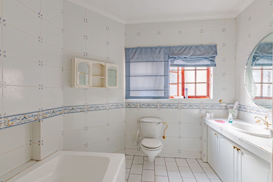 5 Bedroom Property for Sale in Lynnwood Gauteng