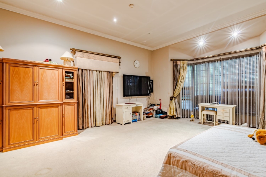 5 Bedroom Property for Sale in Lynnwood Gauteng