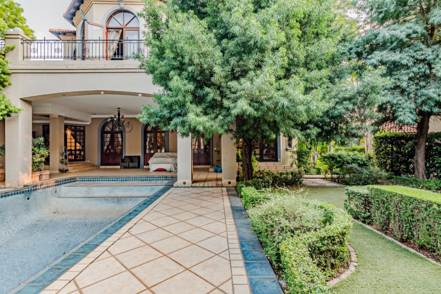 5 Bedroom Property for Sale in Lynnwood Gauteng