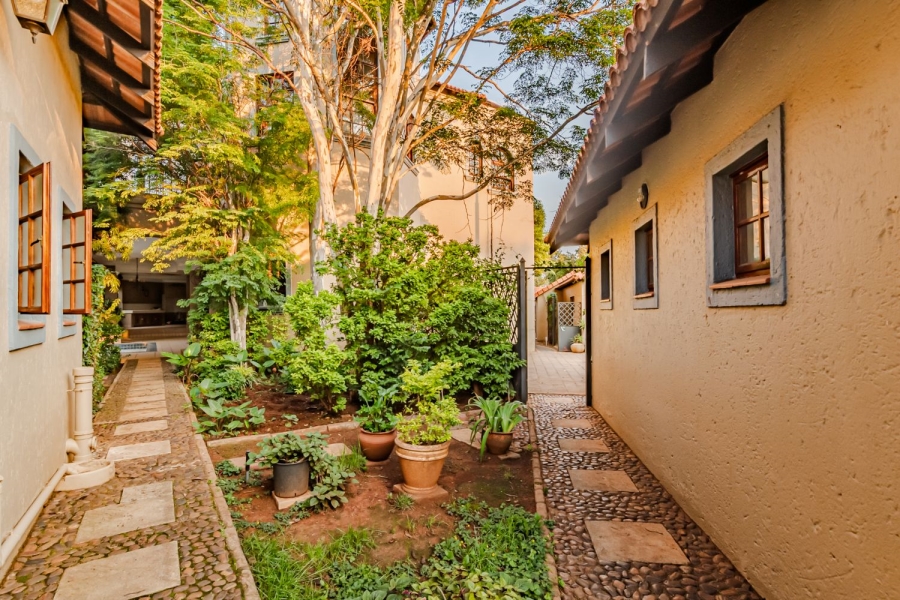 5 Bedroom Property for Sale in Lynnwood Gauteng