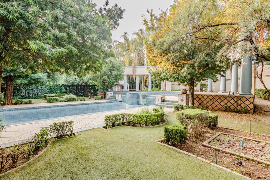 5 Bedroom Property for Sale in Lynnwood Gauteng