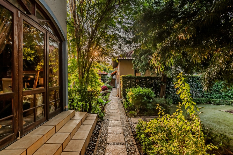 5 Bedroom Property for Sale in Lynnwood Gauteng