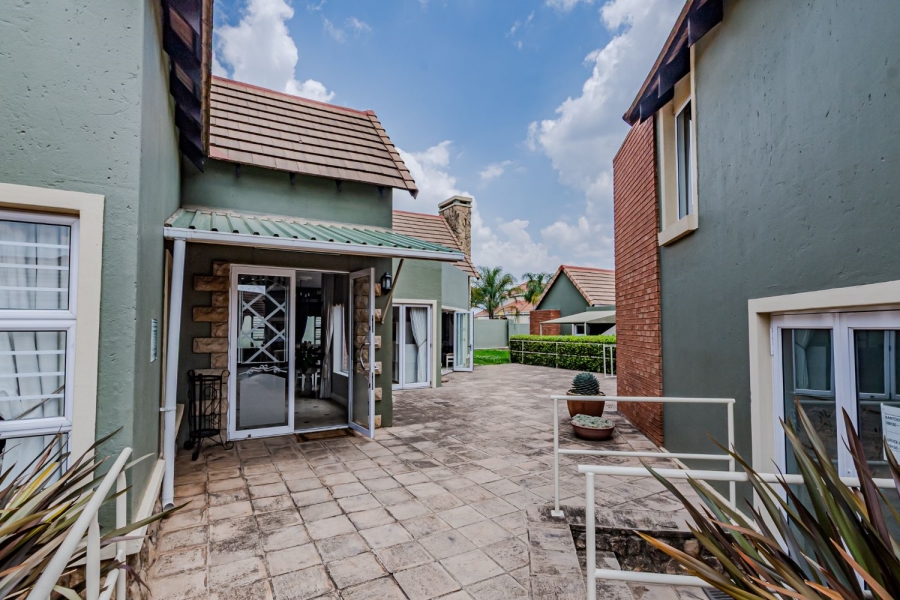 2 Bedroom Property for Sale in Olympus AH Gauteng