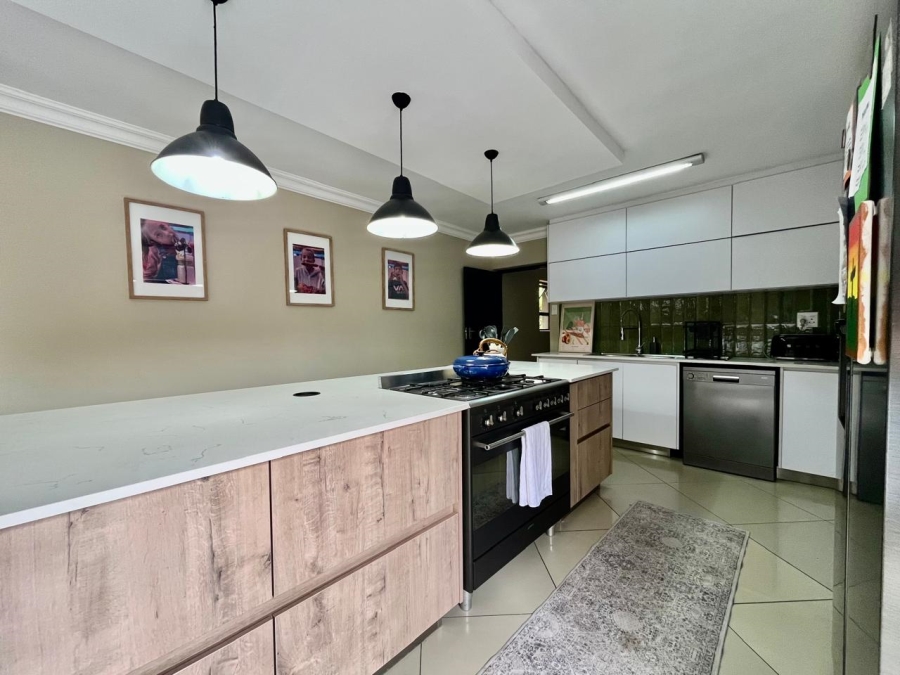 5 Bedroom Property for Sale in Sable Hills Gauteng