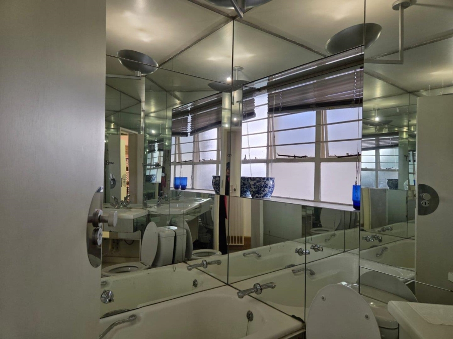 1 Bedroom Property for Sale in Illovo Gauteng