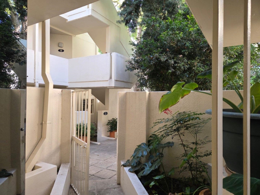 1 Bedroom Property for Sale in Illovo Gauteng