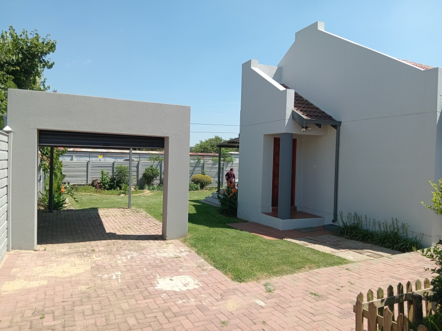 3 Bedroom Property for Sale in Douglasdale Gauteng