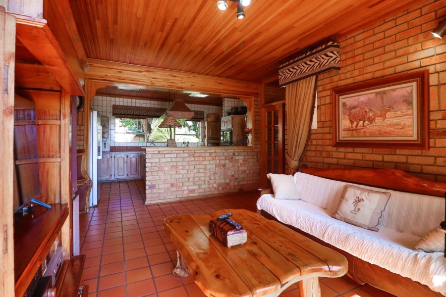 5 Bedroom Property for Sale in Magalieskruin Gauteng