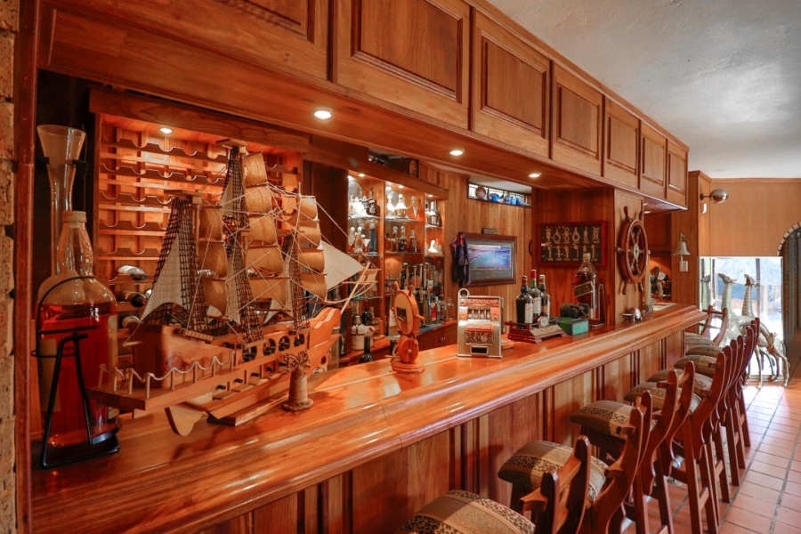 5 Bedroom Property for Sale in Magalieskruin Gauteng