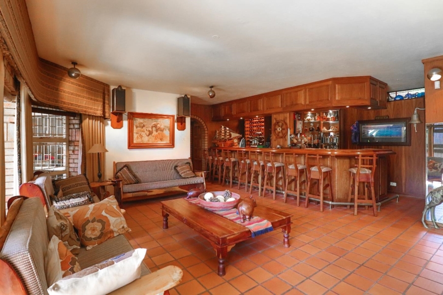 5 Bedroom Property for Sale in Magalieskruin Gauteng