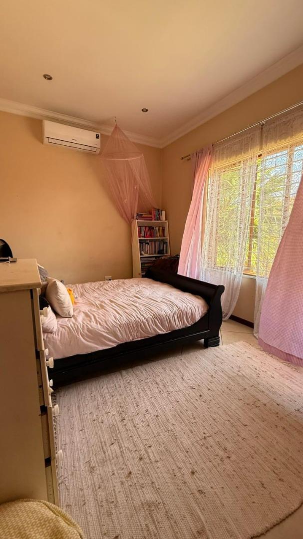 3 Bedroom Property for Sale in Monavoni Gauteng