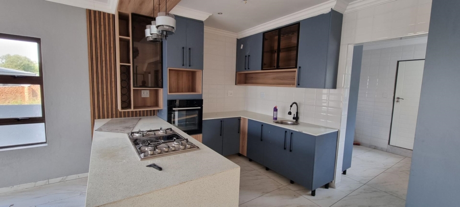 5 Bedroom Property for Sale in Montana Gauteng