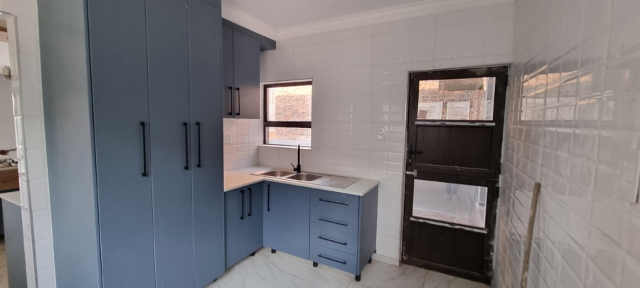 5 Bedroom Property for Sale in Montana Gauteng